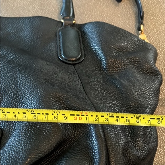 Marc by Marc Jacobs black leather handbag - Picture 5 of 7